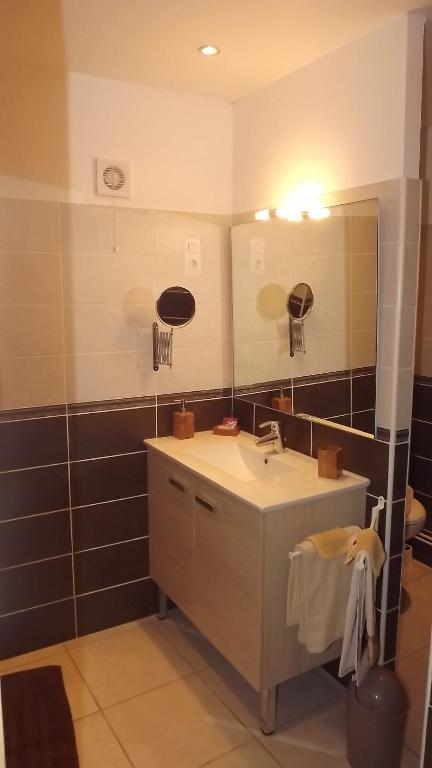 Chambres D'Hotes- Le Pre Aux Anes Albon Pokój zdjęcie